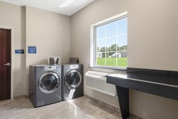  - Cobblestone Hotel & Suites Urbana