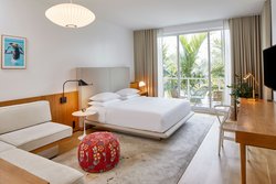  - Sarasota Modern Hotel