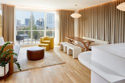  - Sarasota Modern Hotel