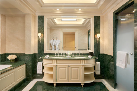 BEAU-RIVAGE GENEVA - Photo 47