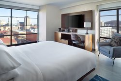  - Marriott Hotel Downtown Knoxville - I-40, Exit 388