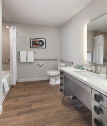  - Wyndham Hotel Downtown Austin