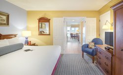  - Club Wyndham Inn on Long Wharf Newport