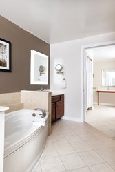  - Club Wyndham La Cascada Resort San Antonio - I-10 & I-35, Exit 155B