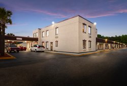  - Red Roof Inn Dillon - I-95, Exit 193