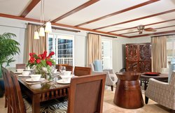  - Club Wyndham at Waikiki Beach Walk Resort Honolulu