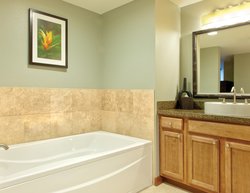  - Club Wyndham at Waikiki Beach Walk Resort Honolulu