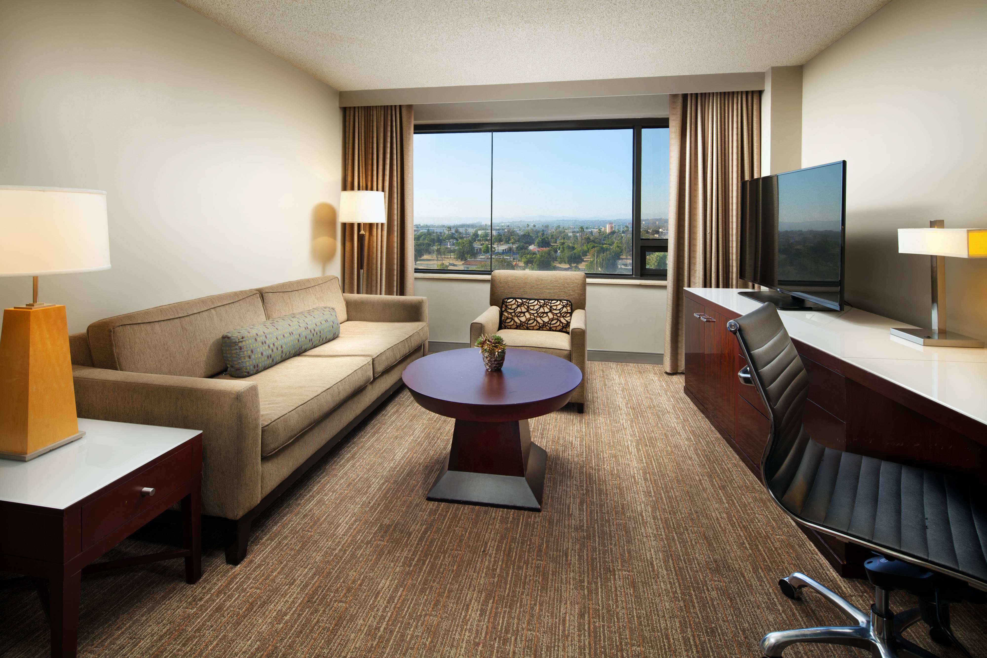 Junior Suite - Parlor