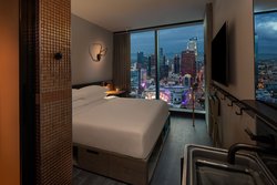  - Moxy Hotel by Marriott Downtown Los Angeles