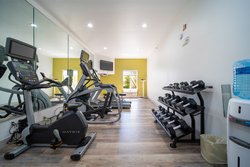  - Holiday Inn Express & Suites Bedford