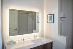  - Holiday Inn Downtown Airport Omaha