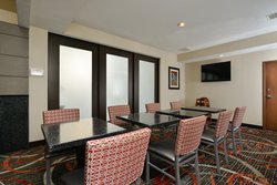  - Holiday Inn Express Milford - I-495, Exit 50