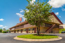 - Red Roof Inn East Columbia - I-20, Exit 74