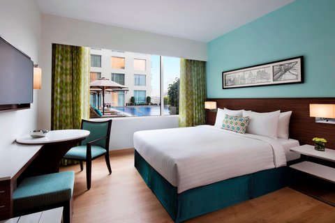 Queen Executive Guest Room