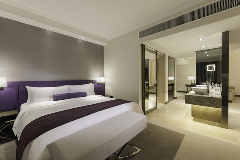 GATEWAY HOTEL - Photo 4