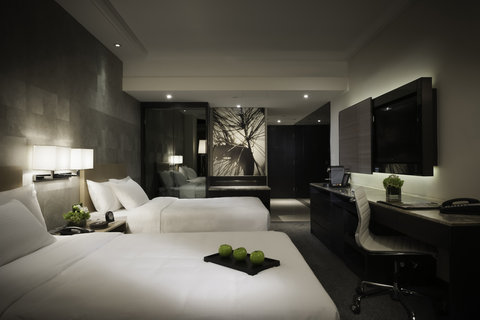 GATEWAY HOTEL - Photo 11