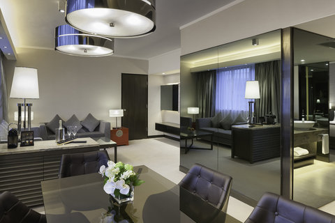 GATEWAY HOTEL - Photo 17