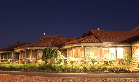 NIGHT BUILDING