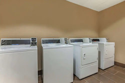  - Holiday Inn Express & Suites Park Place NW Milwaukee