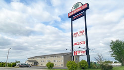  - Oak Grove Inn - I-70, Exit 28