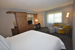  - Courtyard by Marriott Airport Arden - I-26, Exit 40