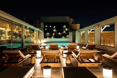 E&O Athens Restaurant & Bar - Outdoor Seating