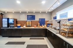  - Holiday Inn Express & Suites Bluffton