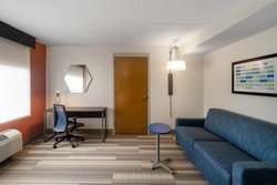  - Holiday Inn Express & Suites Bluffton