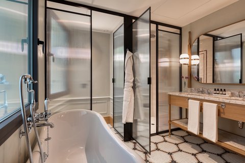 BLESS HOTEL MADRID - Photo 29