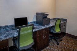  - Holiday Inn Express Hinesville