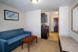  - Holiday Inn Express Hinesville