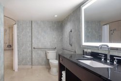  - Renaissance Phoenix Downtown Hotel - I-10, Exit 144