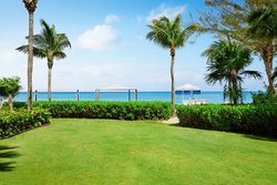  - Ritz-Carlton Grand Cayman Resort