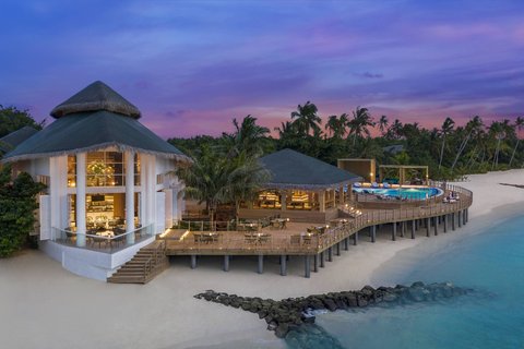 JW MARRIOTT MALDIVES RESORT - Photo 30