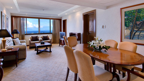 Premier Suite