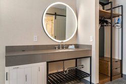  - Fairfield Inn & Suites by Marriott Warwick