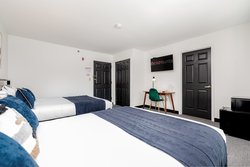  - CozySuites Central West End St Louis