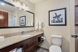  - Cobblestone Hotel & Suites De Pere