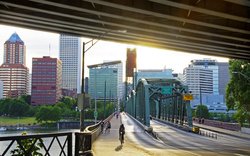  - Kimpton Hotel Vintage Portland - I-405, Exit 2A & 2B