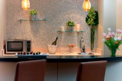  - Marriott Suites Midtown Atlanta - I-75 & I-85, Exit 250