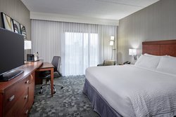  - Courtyard by Marriott Hotel Oakbrook Terrace