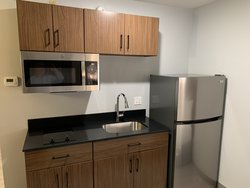  - HomeTowne Studios Okemos - I-96, Exit 110