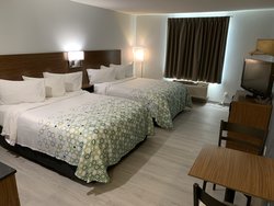  - HomeTowne Studios Okemos - I-96, Exit 110