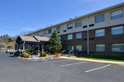  - Holiday Inn Express Blowing Rock