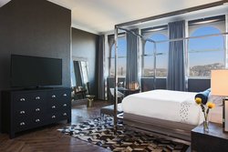  - Renaissance by Marriott Hotel Pittsburgh