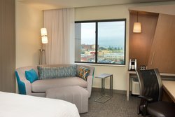  - Courtyard by Marriott Hotel Everett
