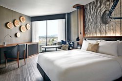  - Marriott Hotel Downtown Waterfront Portland - I-405, Exit 1B & 1C