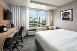  - Courtyard by Marriott Hotel Bayfront Erie