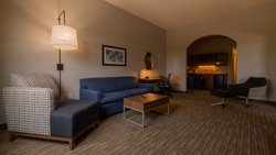  - Holiday Inn Express & Suites Mankato