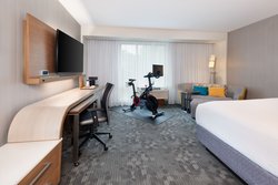  - Courtyard by Marriott Hotel Avalon Area Alpharetta